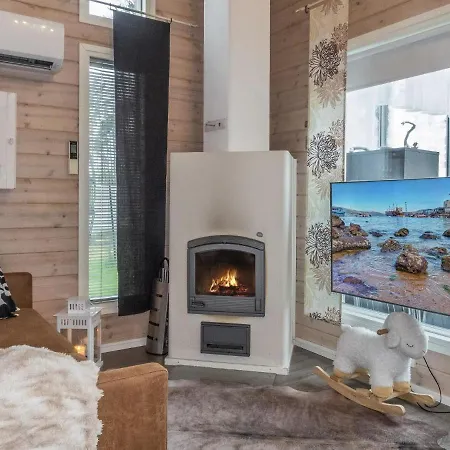Holiday home Peuhu A4 By Interhome *