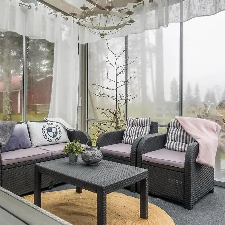 Holiday home Peuhu A4 By Interhome Oulunsalo